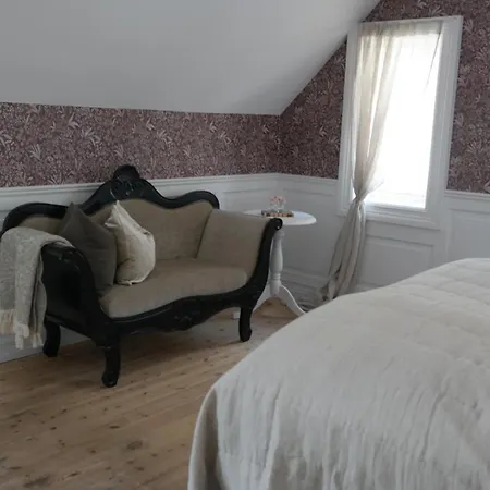 Hotel Petrines Norddal