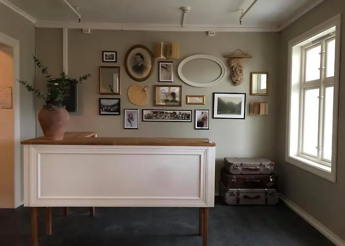 佩崔尼斯酒店 酒店 Norddal