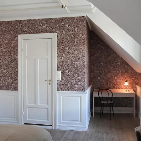 Petrines 3* Norddal